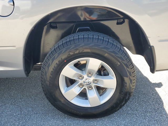 Used 2020 RAM 1500 Classic SLT image 10