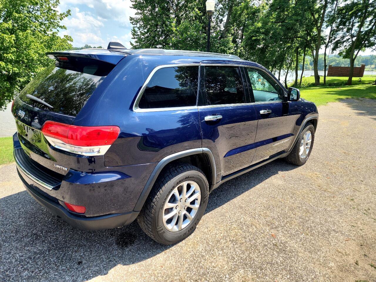 Used 2014 Jeep Grand Cherokee Limited image 5