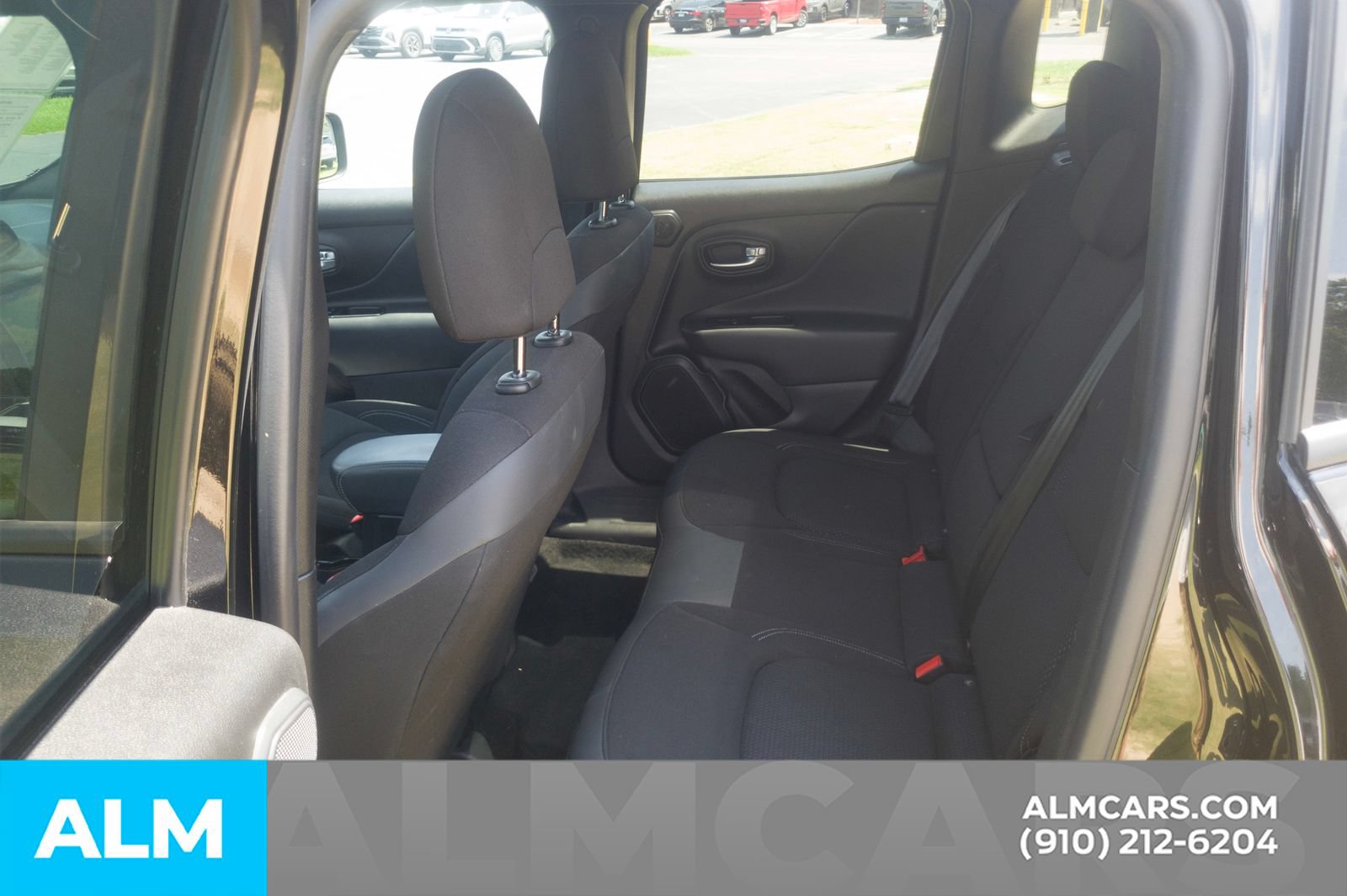 Used 2022 Jeep Renegade Altitude w/ Sun/Sound Group AWD/4WD image 16