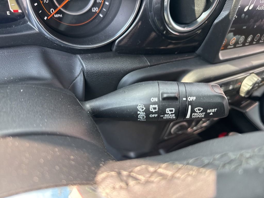 Used 2023 Jeep Wrangler Altitude image 34
