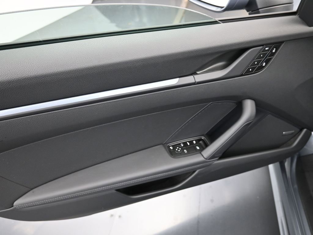 Certified 2026 Porsche 911 Carrera T RWD image 21