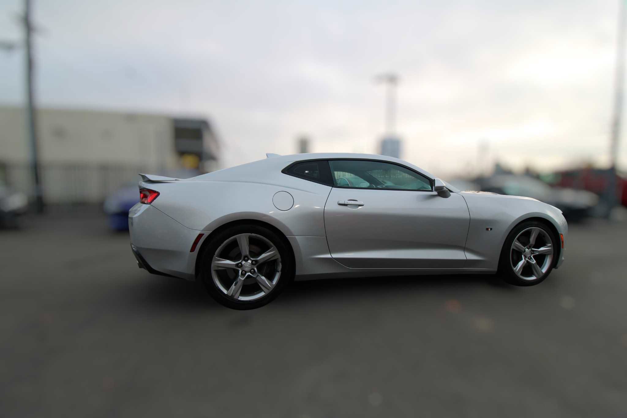 Used 2016 Chevrolet Camaro SS image 18