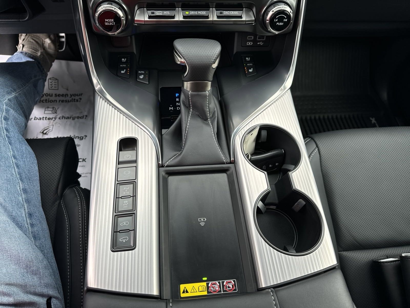 Used 2024 Lexus LX 600 F Sport image 22