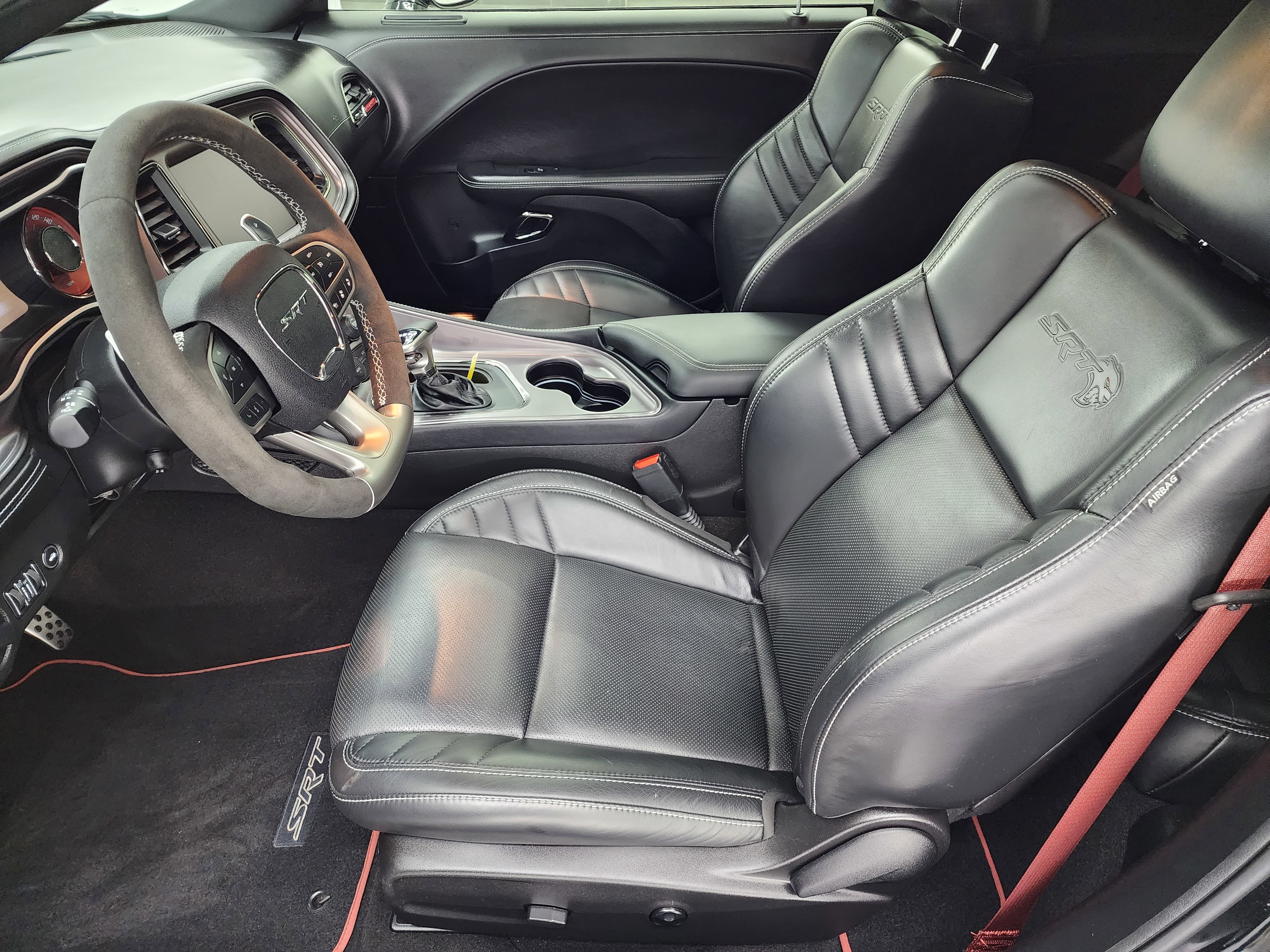 Used 2023 Dodge Challenger SRT Hellcat image 8