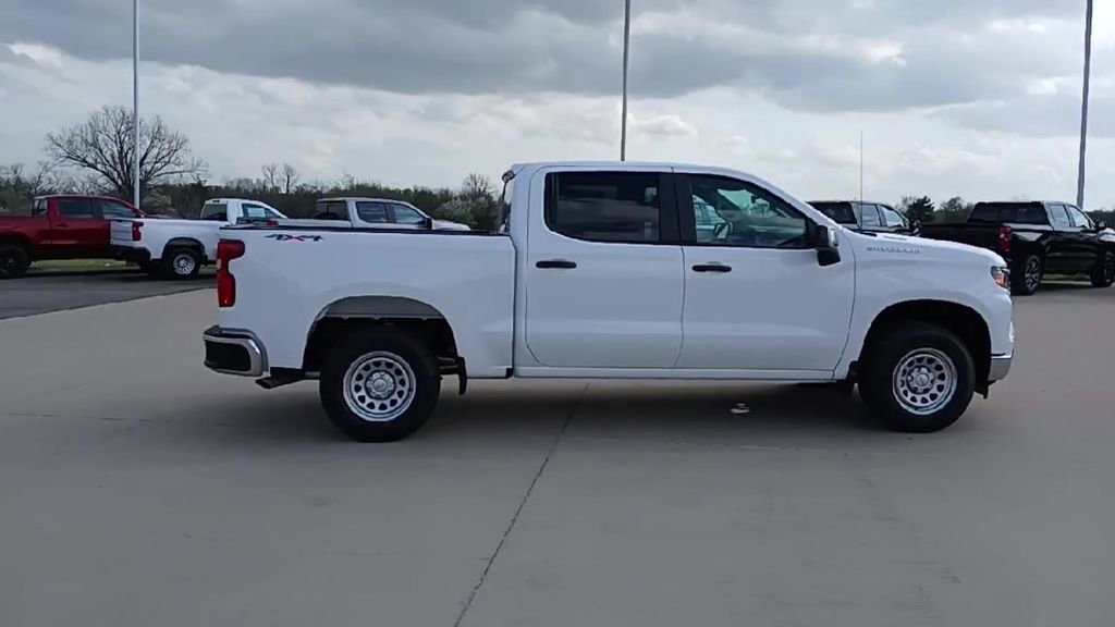 New 2026 Chevrolet Silverado 1500 W/T w/ WT Value Package image 9