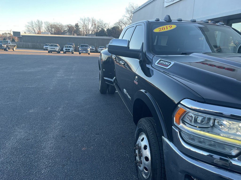 Used 2019 RAM 3500 Limited image 2