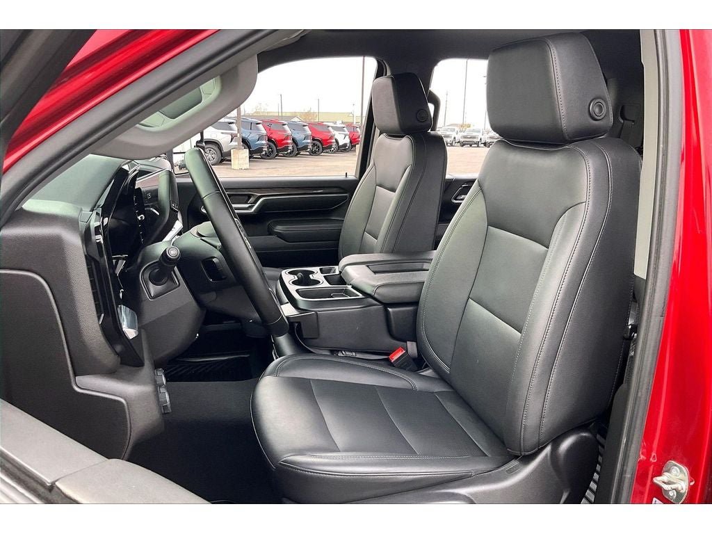 Used 2025 Chevrolet Silverado 3500 LTZ AWD/4WD image 26