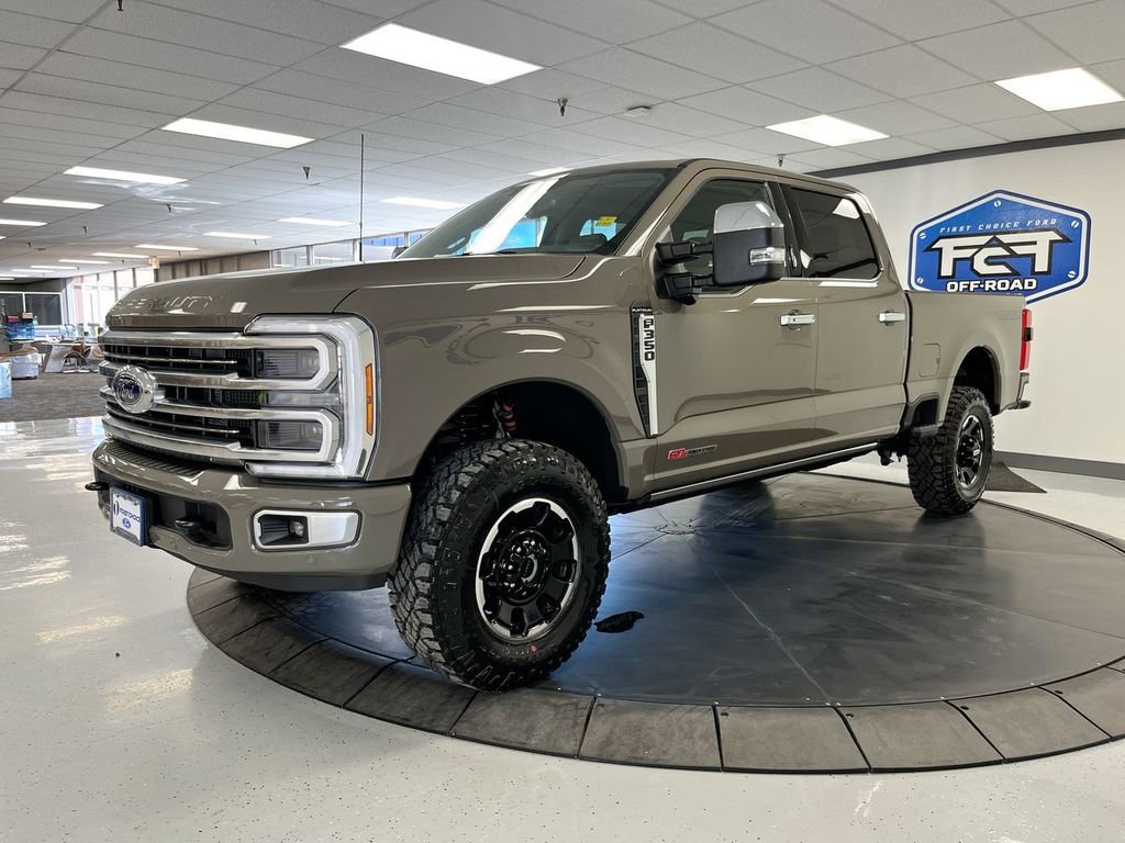 New 2026 Ford F350 4x4 Crew Cab Super Duty image 4