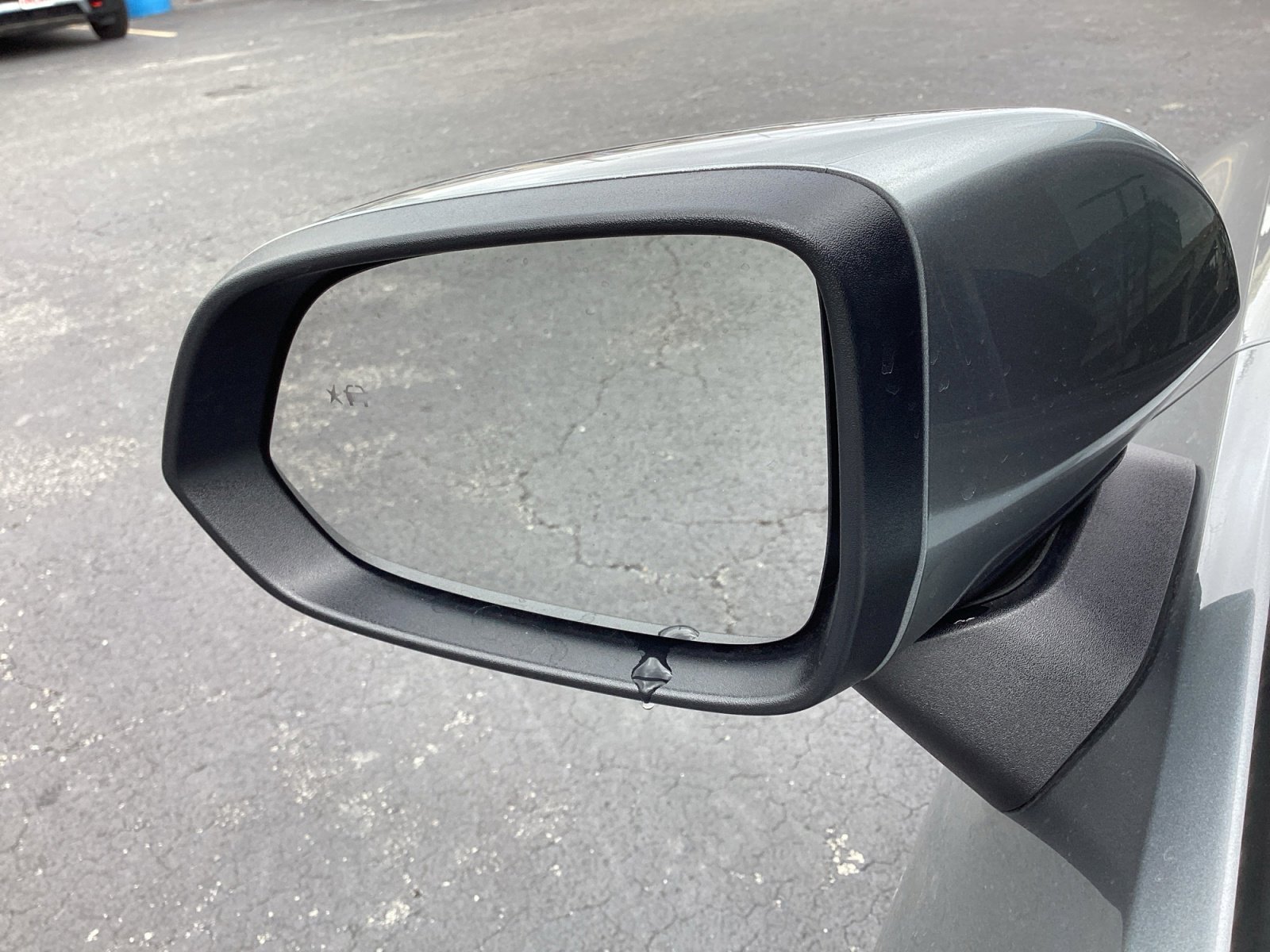 Used 2026 Chevrolet Equinox EV LT w/ Comfort Package FWD image 34