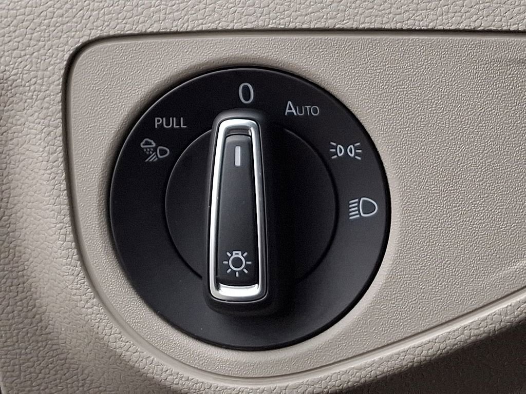 Certified 2023 Volkswagen Atlas SE AWD/4WD image 24