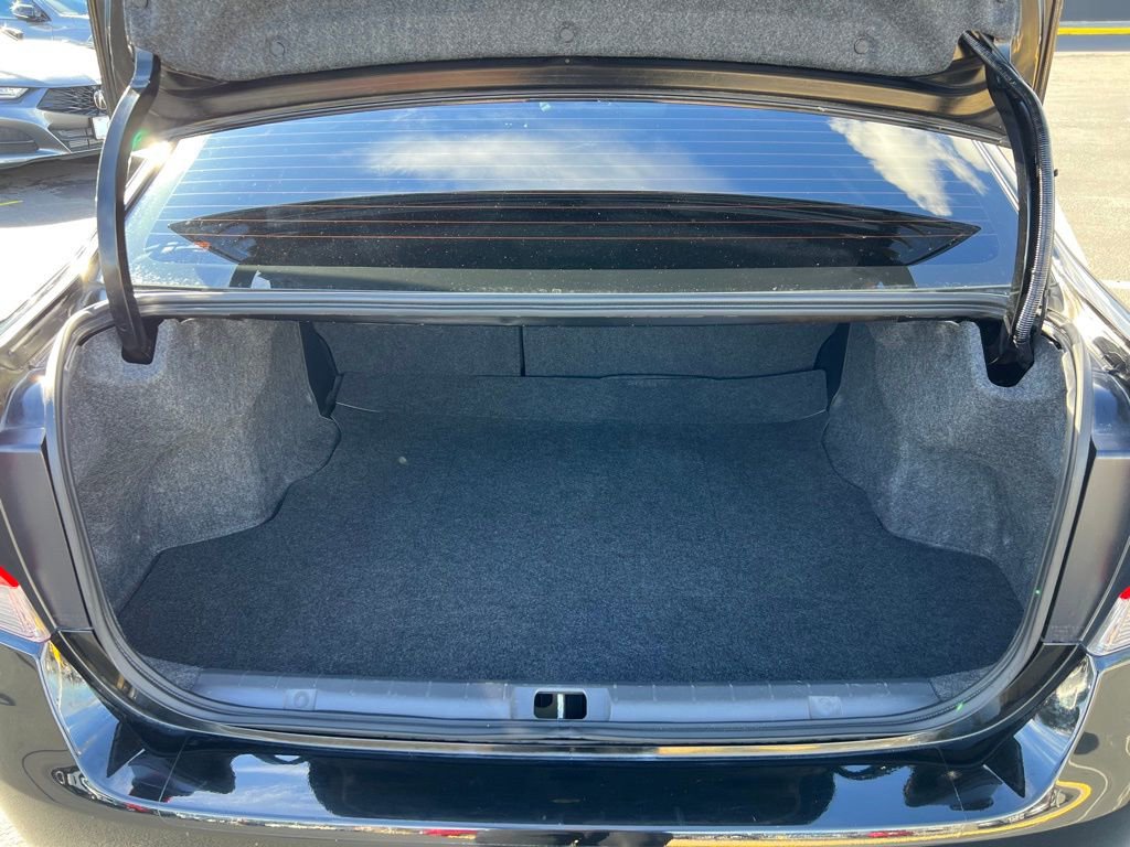 Used 2017 Subaru Impreza 2.0i Premium w/ BSD & Rcta/SRF/Eyesight image 29