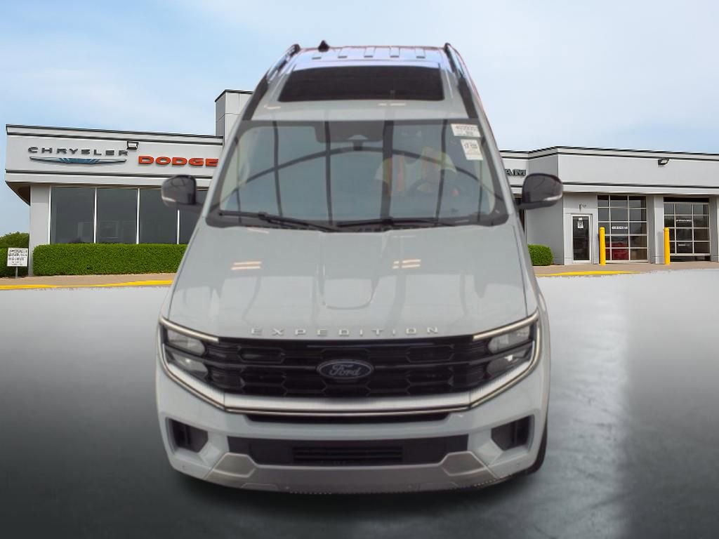 Used 2025 Ford Expedition Platinum AWD/4WD image 13