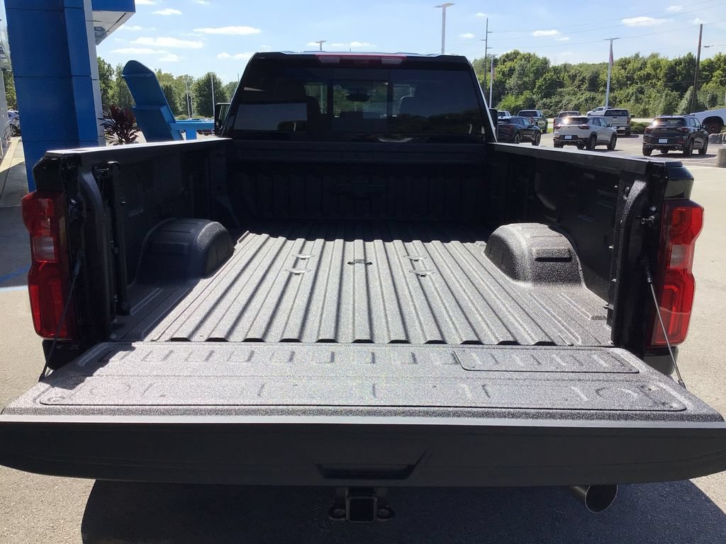 New 2026 Chevrolet Silverado 3500 LTZ w/ LTZ Convenience Package AWD/4WD image 28