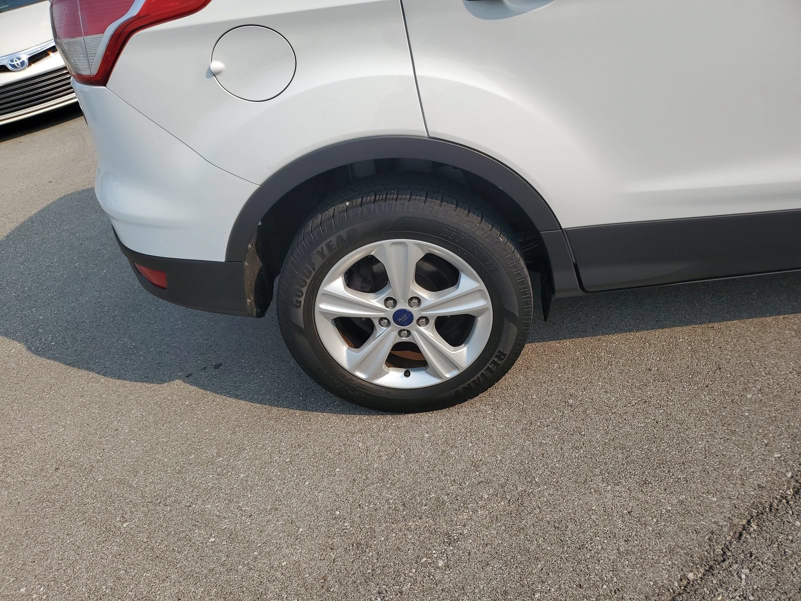 Used 2014 Ford Escape SE w/ Equipment Group 201A FWD image 5