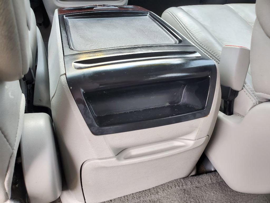 Used 2012 Toyota Sienna XLE FWD image 27