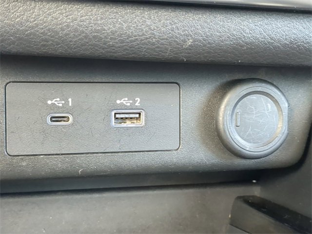 Used 2023 Nissan Rogue SV image 25