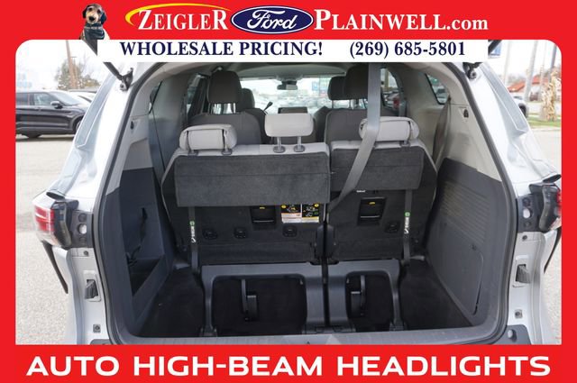 Used 2021 Toyota Sienna LE image 10
