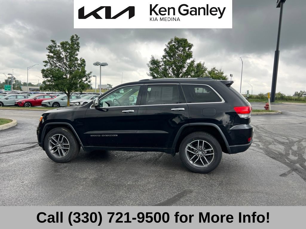 Used 2017 Jeep Grand Cherokee Limited AWD/4WD image 15