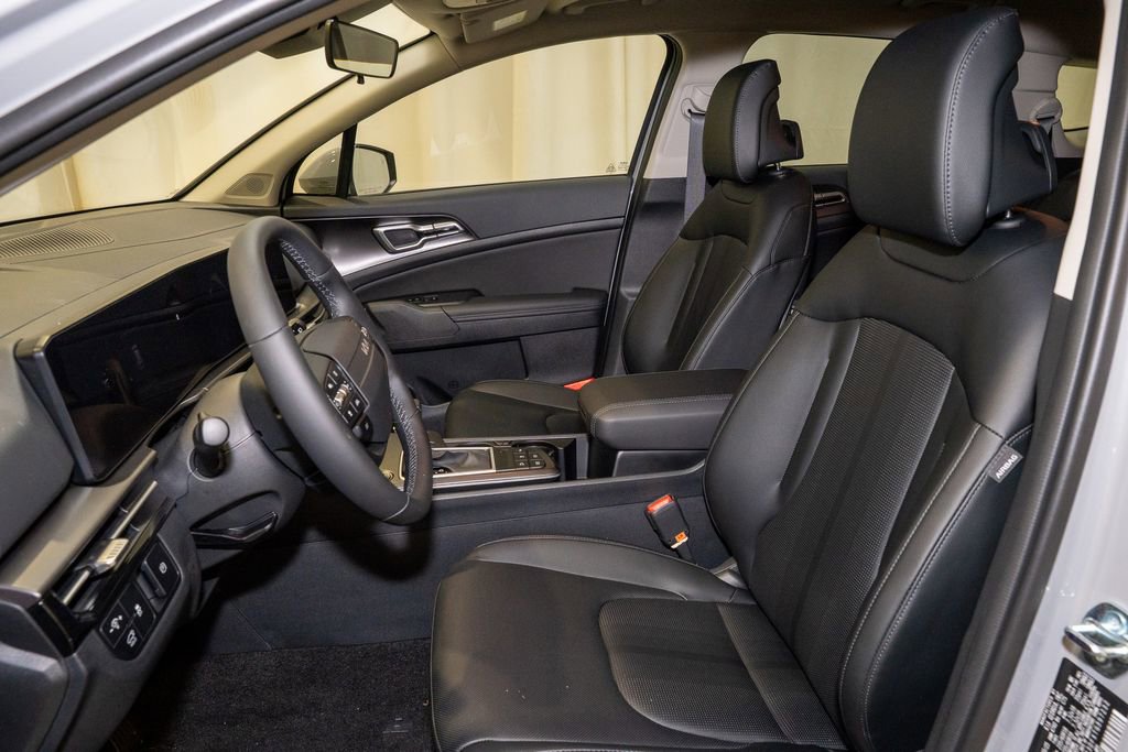 New 2026 Kia Sportage EX image 12
