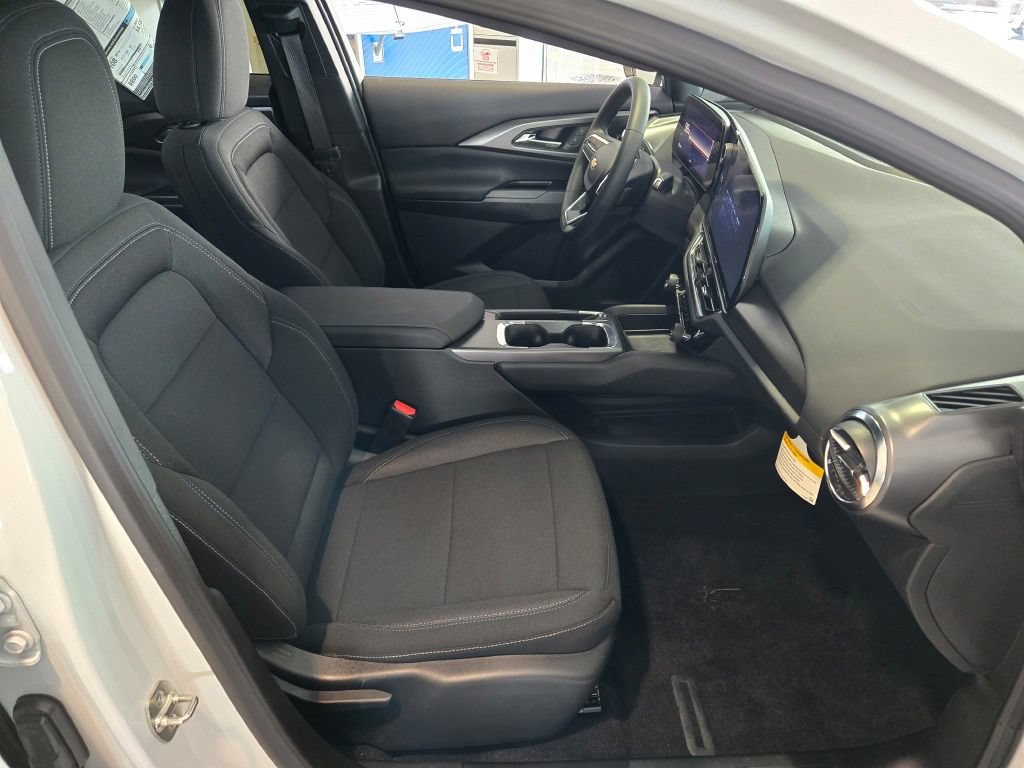 New 2026 Chevrolet Equinox EV LT FWD image 6