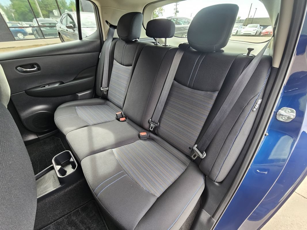 Used 2025 Nissan Leaf S FWD image 15
