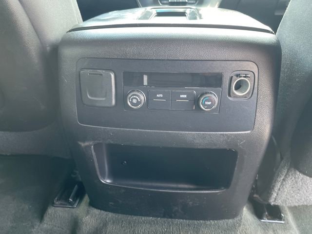 Used 2015 GMC Yukon SLE w/ Convenience Package image 34