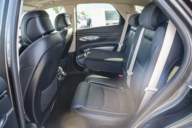 Used 2023 Genesis Electrified GV70 AWD/4WD image 17