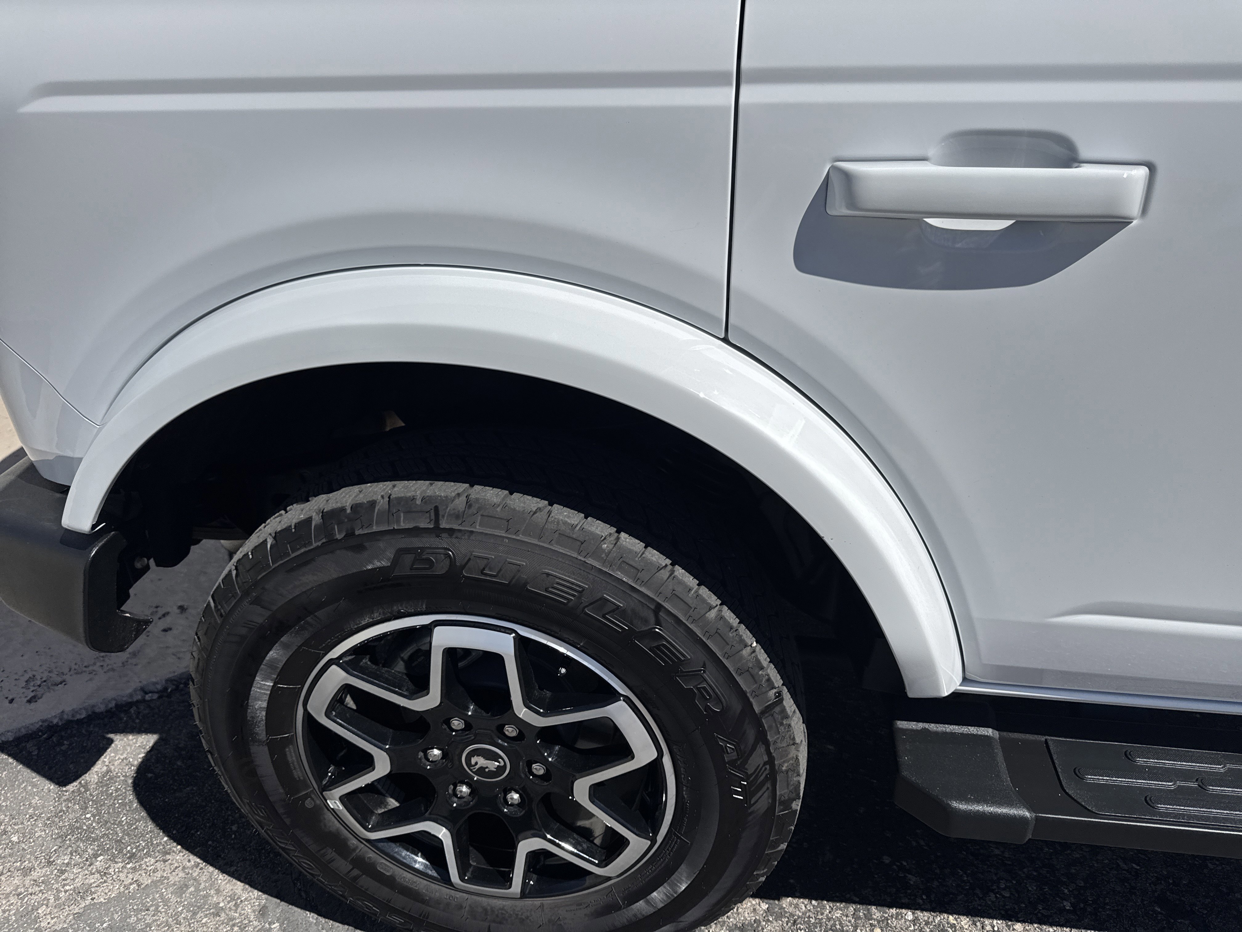 Used 2024 Ford Bronco Outer Banks image 9