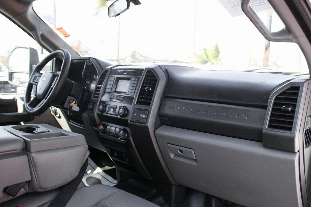 Used 2021 Ford F350 XL w/ Power Equipment Group AWD/4WD image 42