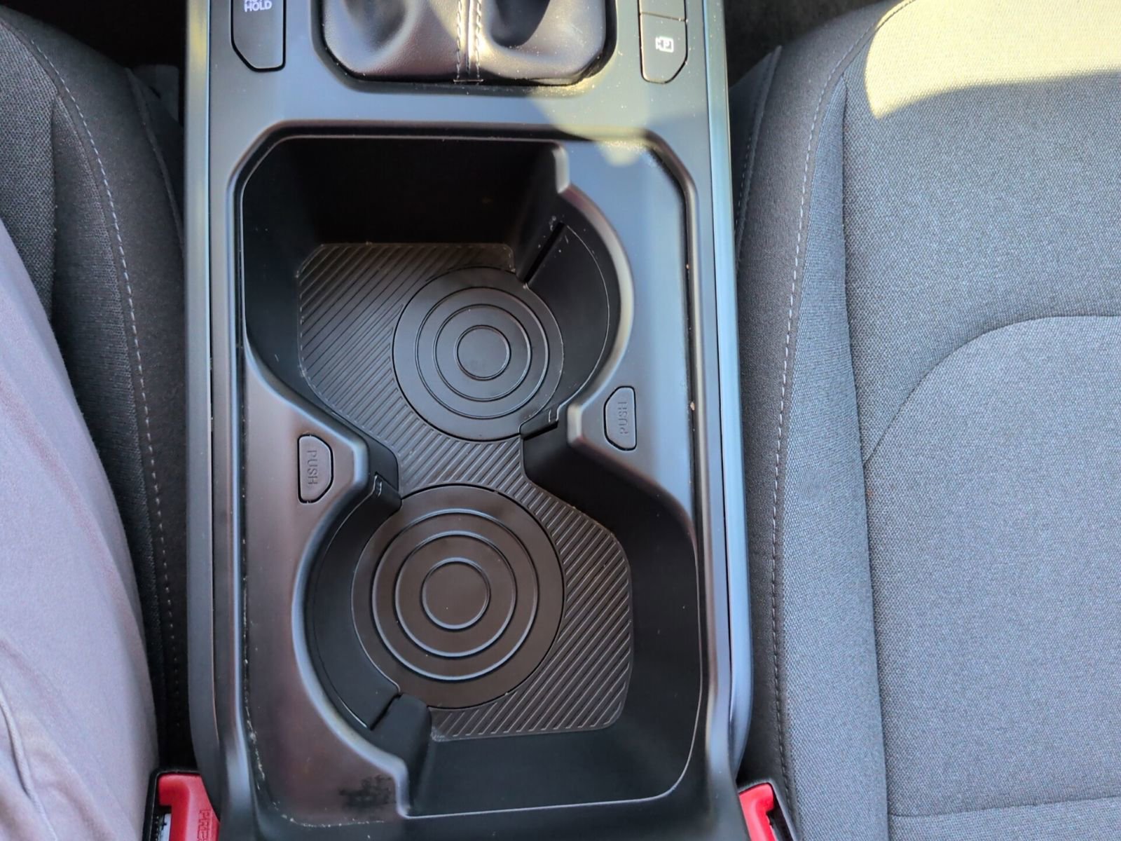 Used 2025 Kia K4 LXS image 25