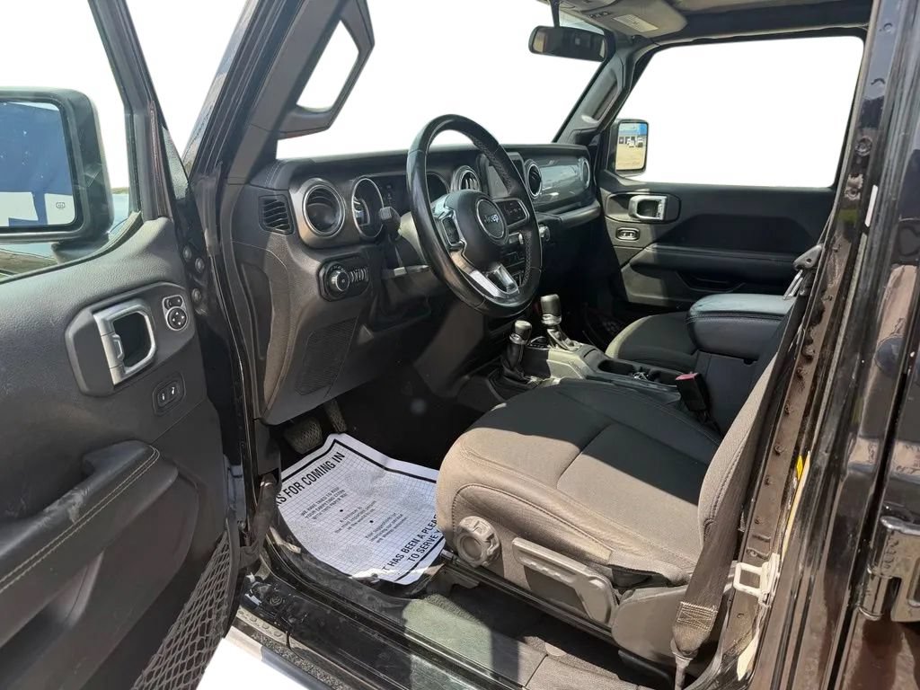 Used 2020 Jeep Wrangler Unlimited Sahara AWD/4WD image 9