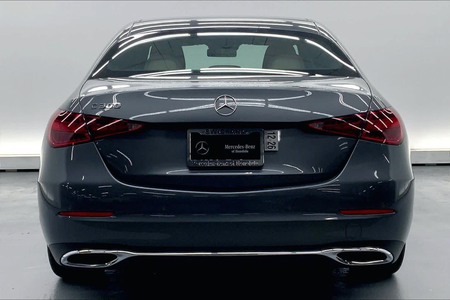 Used 2023 Mercedes-Benz C 300 Sedan image 3