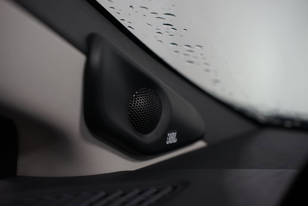 New 2026 Toyota Prius Plug-In Hybrid image 27