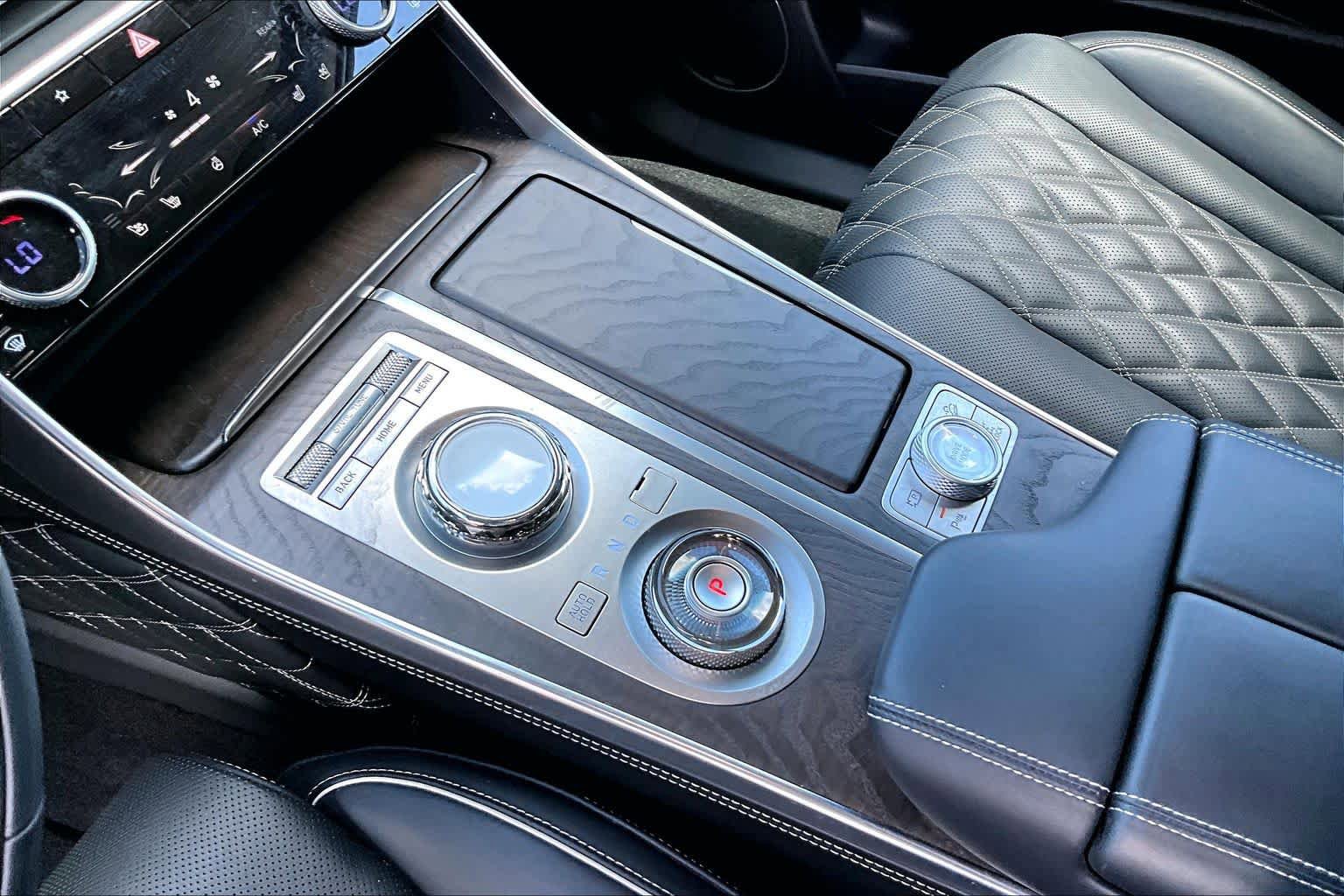 Used 2024 Genesis GV80 3.5T image 17