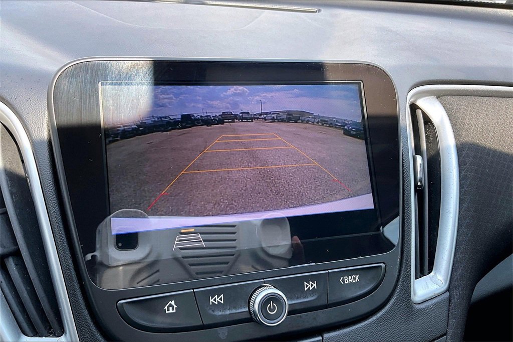 Used 2020 Chevrolet Malibu LS image 13