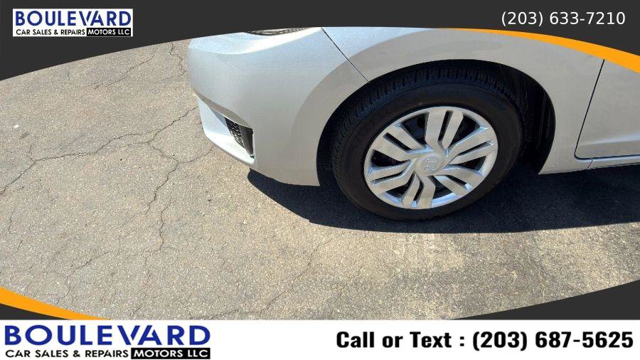 Used 2015 Honda Fit LX image 9
