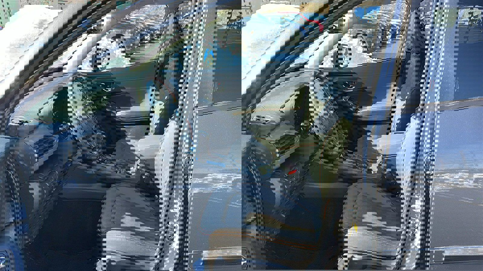 Used 2024 Subaru Crosstrek 2.5i Limited image 9