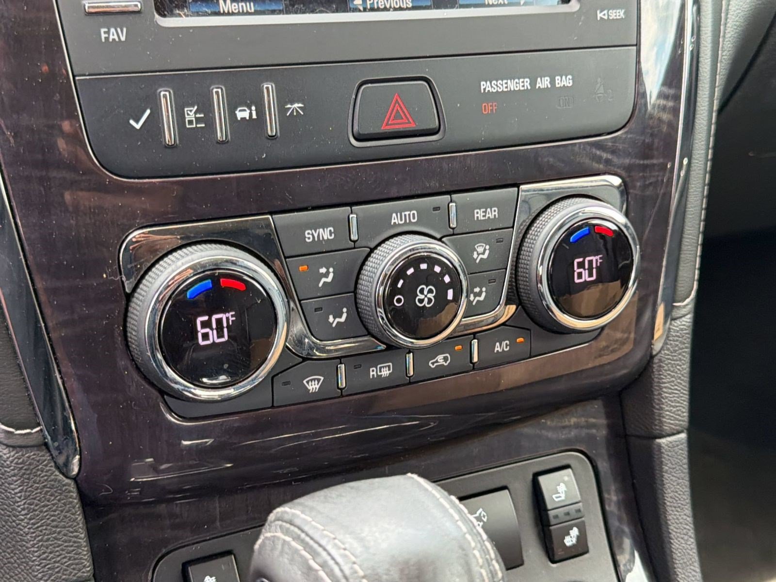 Used 2016 Buick Enclave Leather FWD image 25