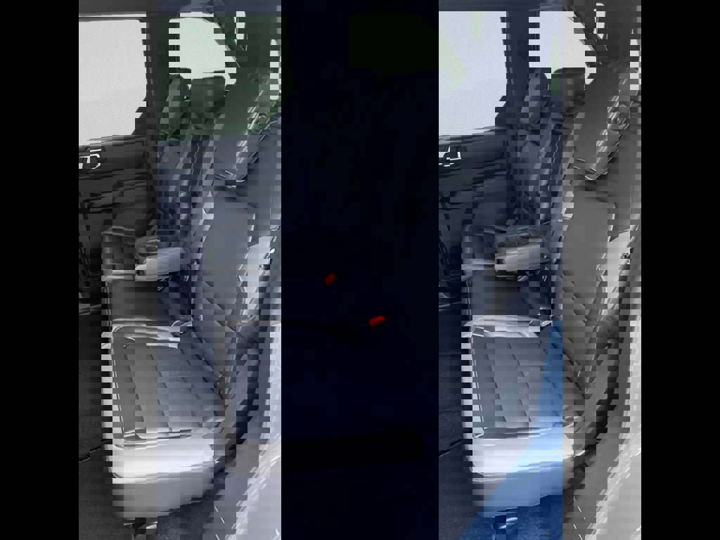 New 2025 Ford Bronco Outer Banks image 13