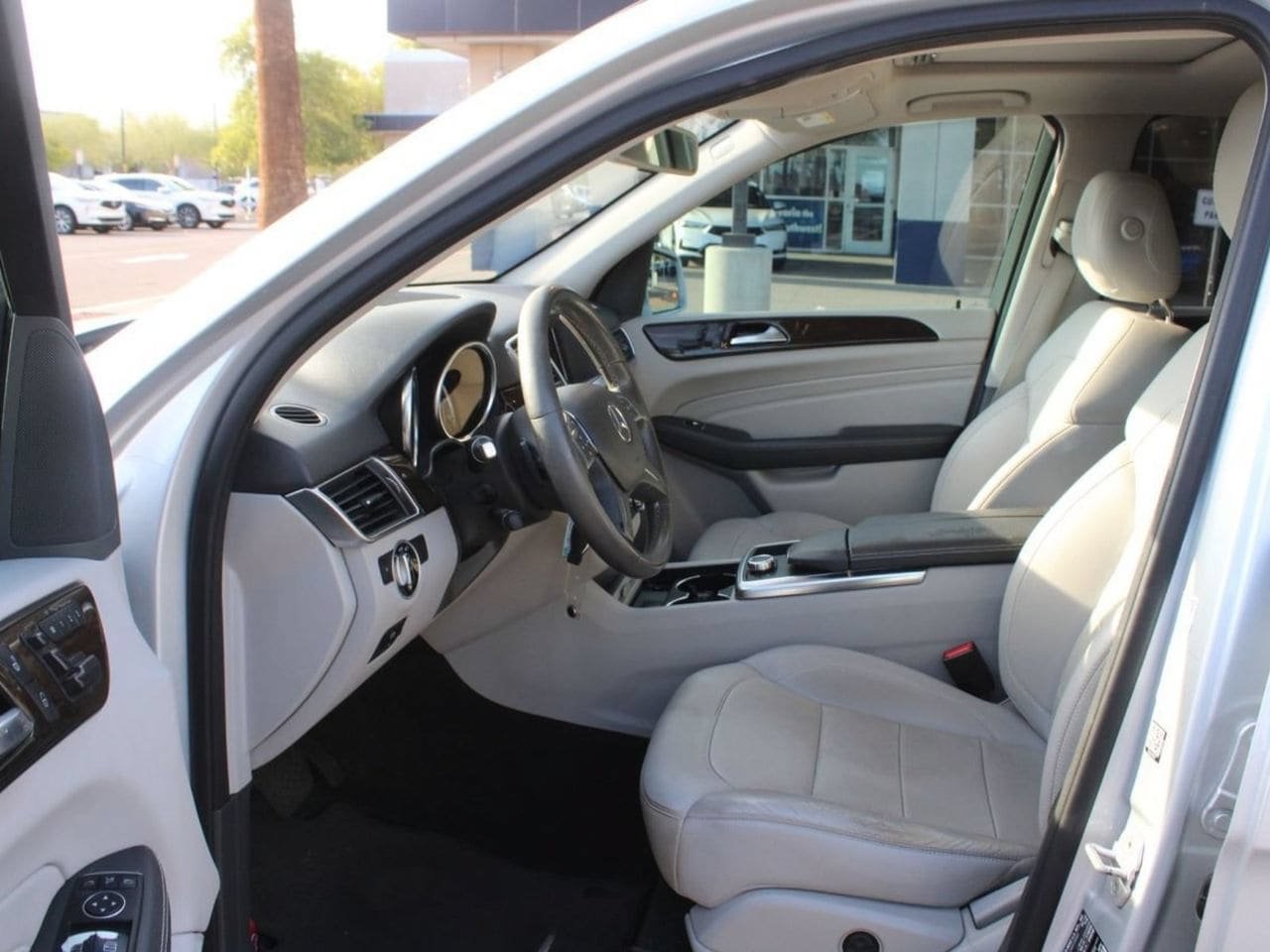 Used 2015 Mercedes-Benz ML 350 2WD image 11