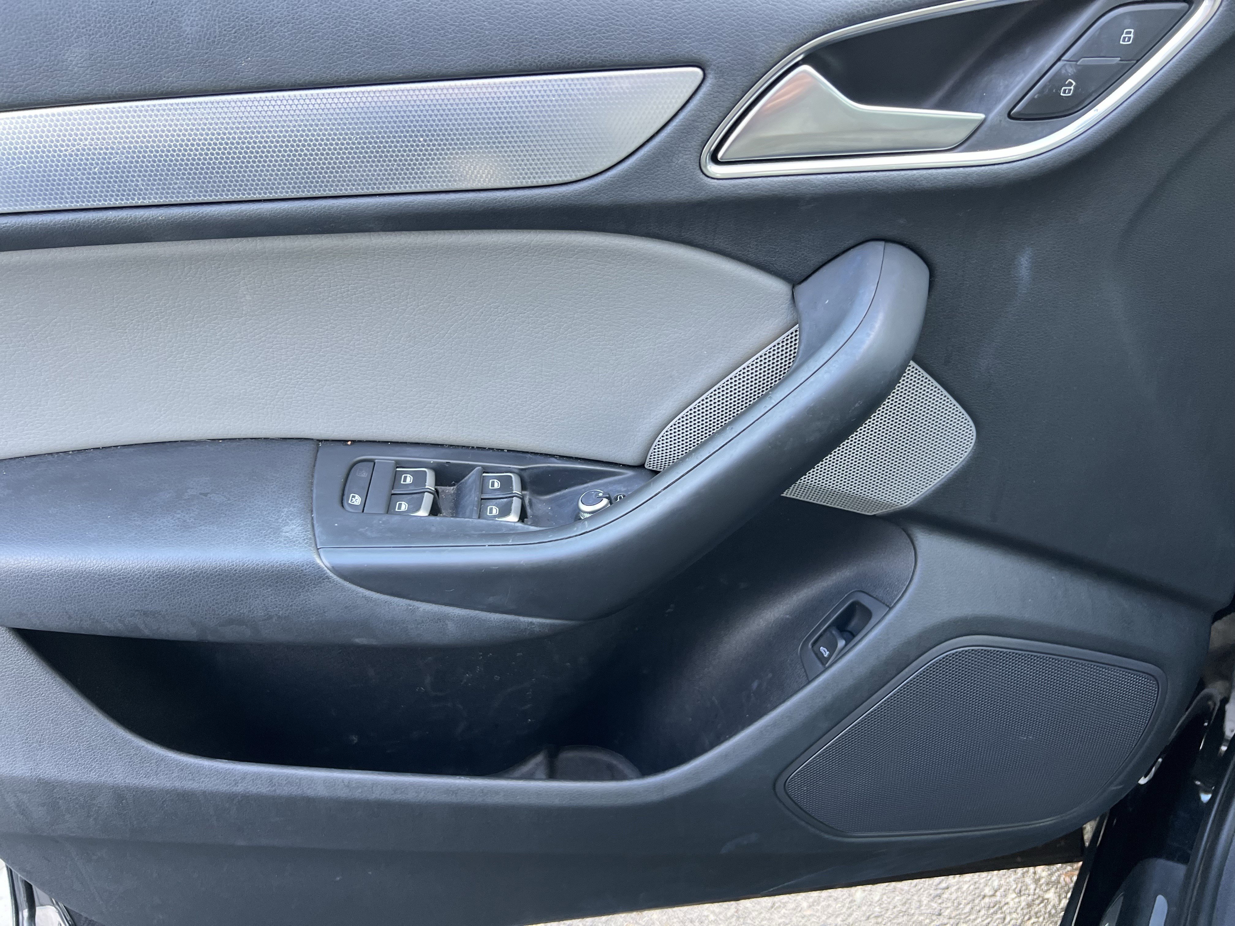 Used 2018 Audi Q3 2.0T Premium w/ Convenience Package image 14