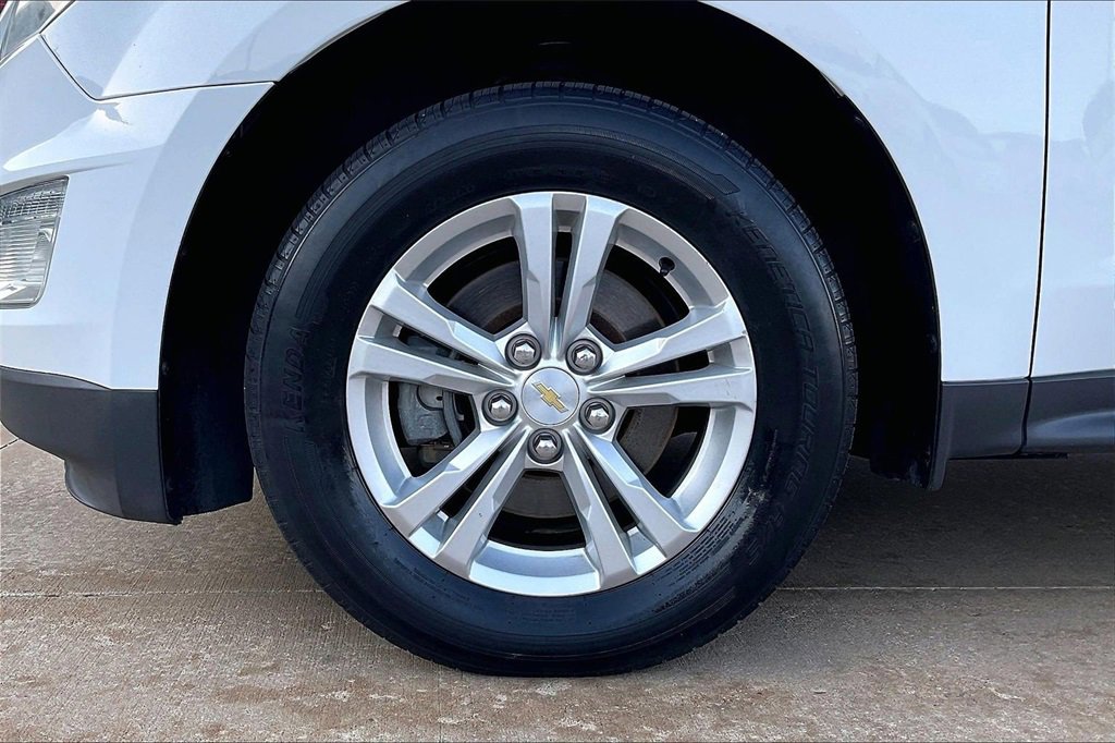 Used 2016 Chevrolet Equinox LT w/ Convenience Package image 9