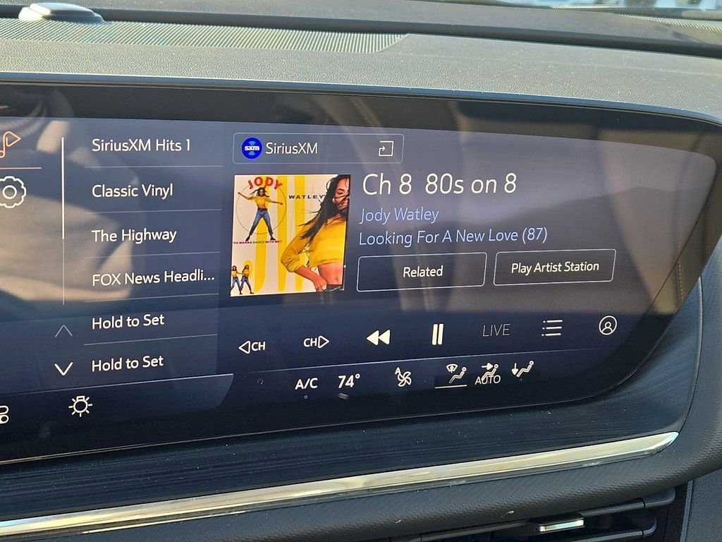 Used 2025 Buick Envision Preferred image 17