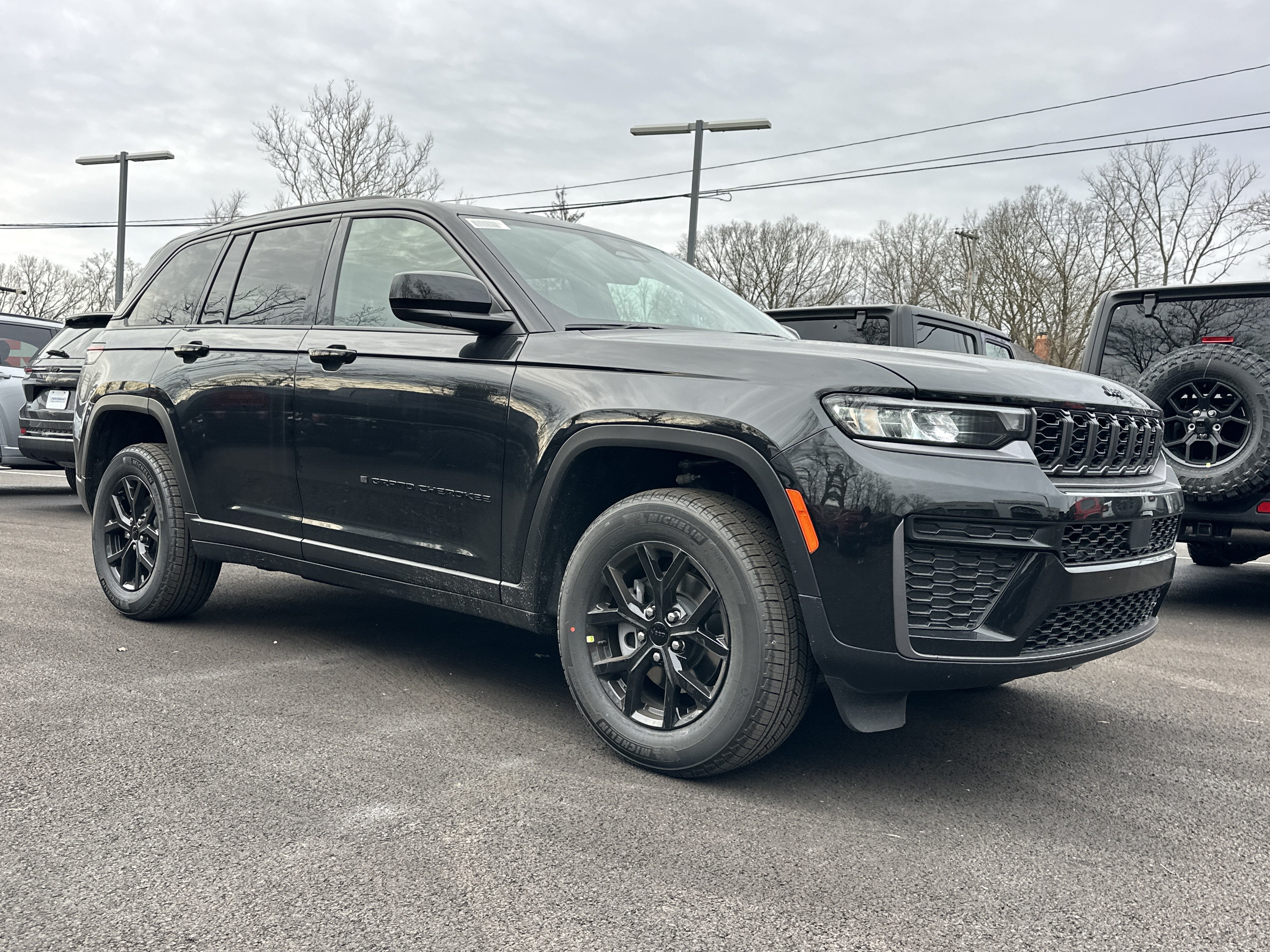 New 2026 Jeep Grand Cherokee Altitude AWD/4WD image 21