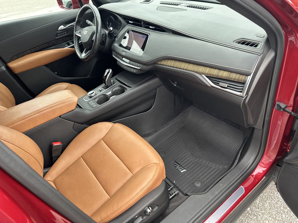 Used 2020 Cadillac XT4 Sport FWD image 33