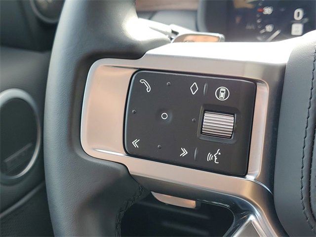 Used 2024 Land Rover Discovery Dynamic SE image 26