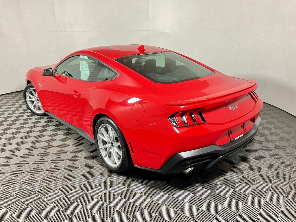 Used 2025 Ford Mustang GT Premium RWD image 13
