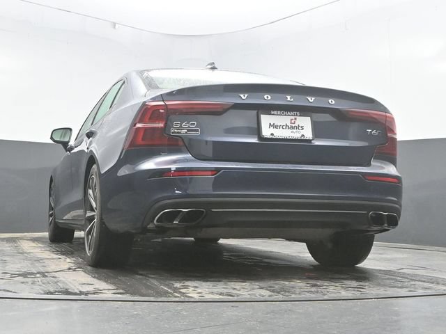 Used 2021 Volvo S60 T6 Momentum AWD/4WD image 41
