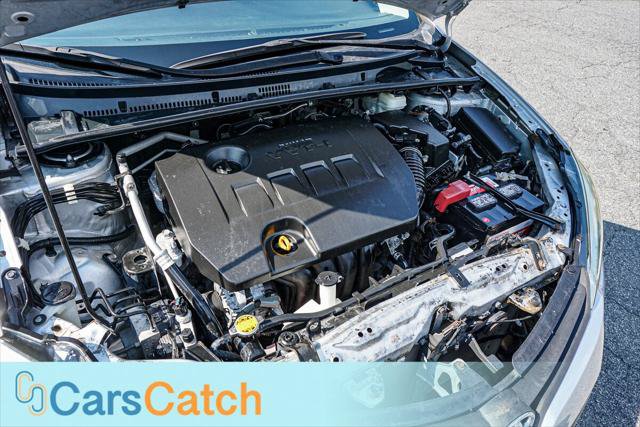 Used 2015 Toyota Corolla LE FWD image 38