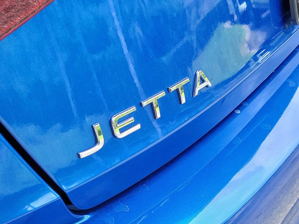 Used 2023 Volkswagen Jetta Sport FWD image 5